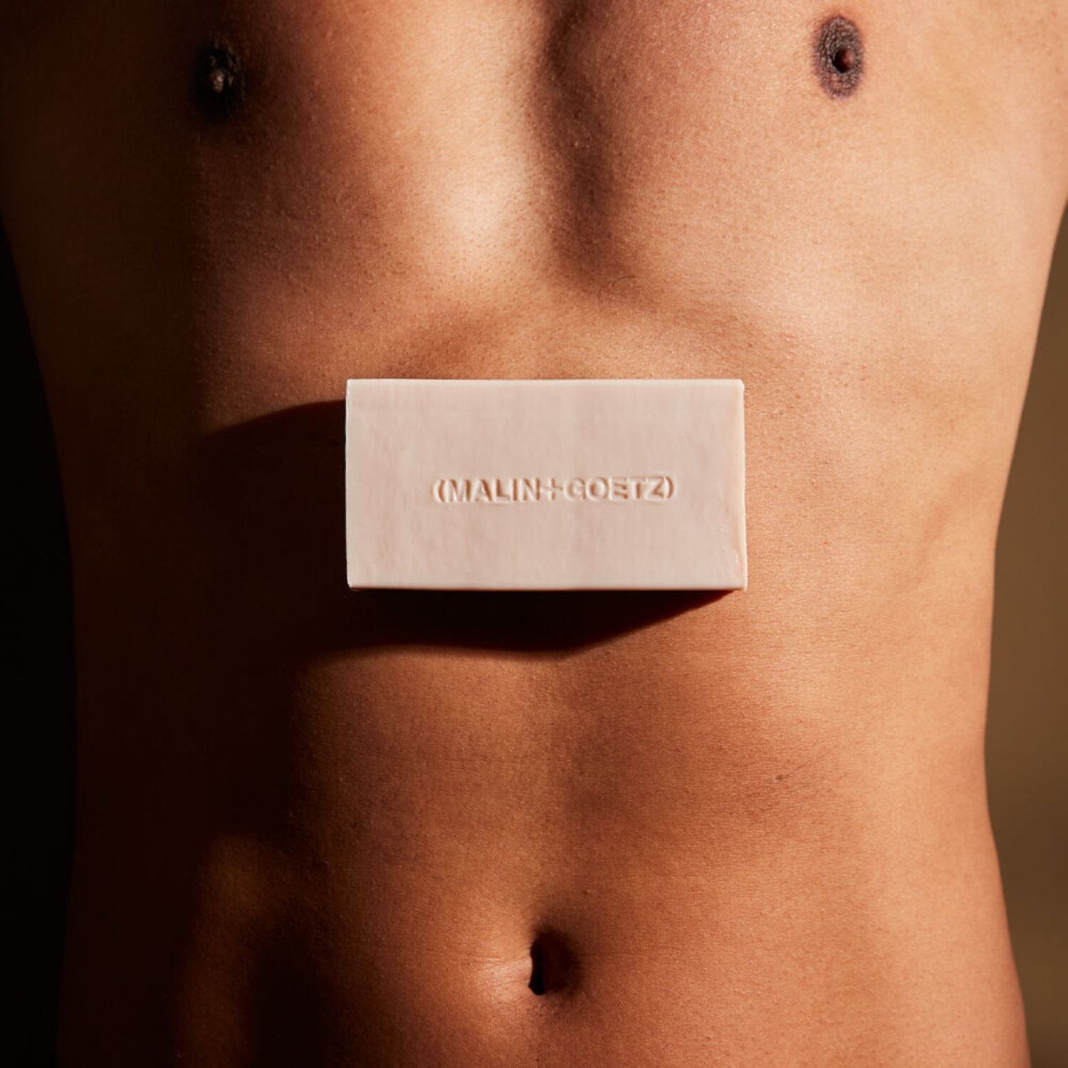 (Malin+Goetz) Vitamin B5 Hydrating Bar - Strawberry (140g) Bar Soaps (Malin+Goetz) 